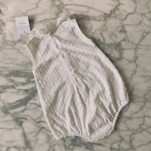NWT Unisex White Frill Collar Romper 24M
